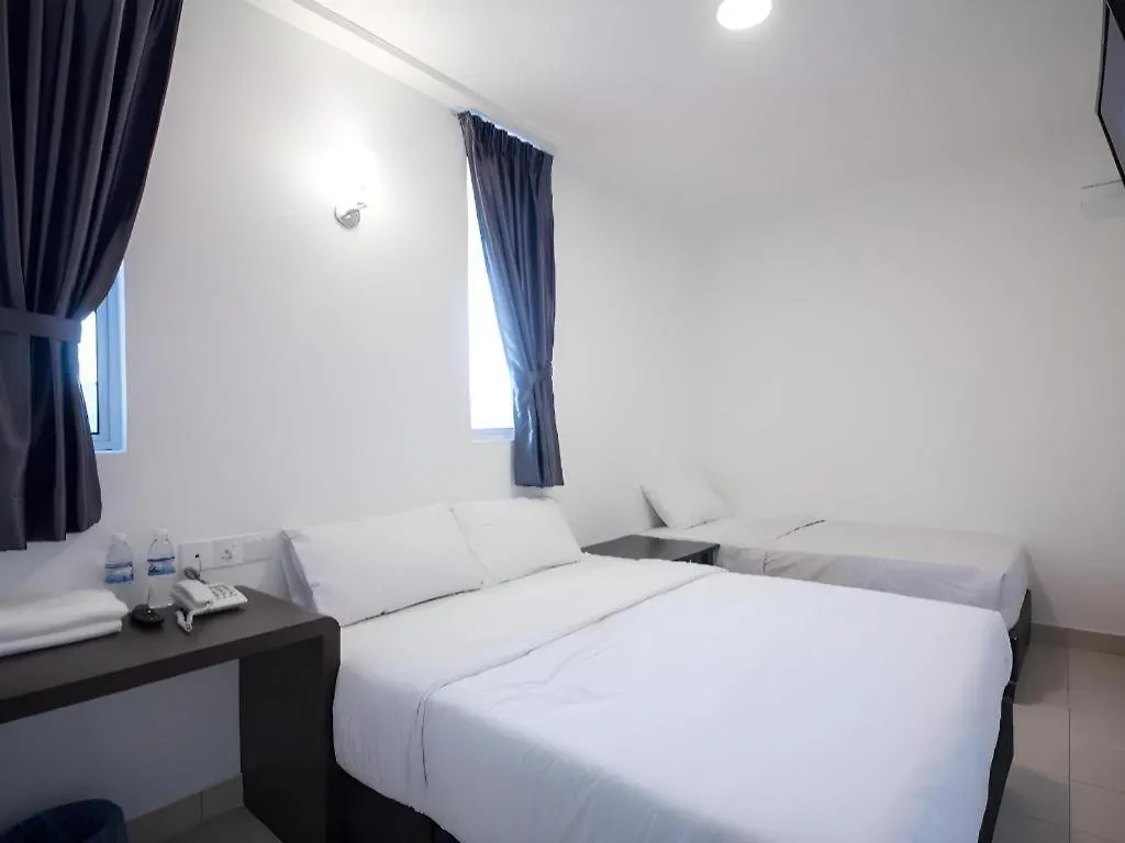 D Nice Hotel Bayan Lepas 2*,  Malásia